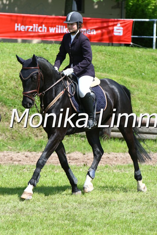 005M4668_Fantastic Touch_Stil A.JPG